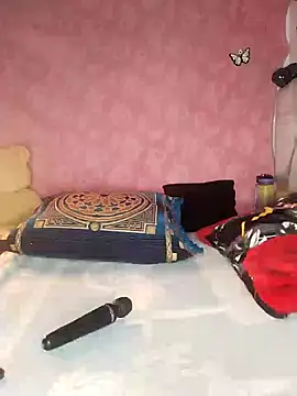 Cat Sharisa online show from 6, 1, 2025
