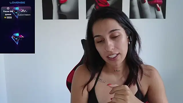 Snapshot of tammyandrade_ chatting on 24, 1, 2025 tammyandrade  online show from 24, 1, 2025