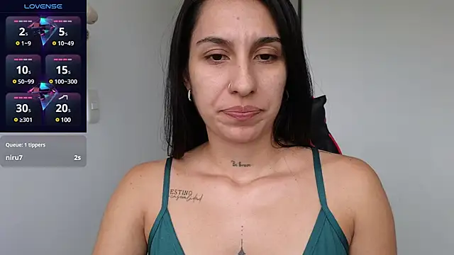Snapshot of tammyandrade_ chatting on 5, 2, 2025 tammyandrade  online show from 5, 2, 2025