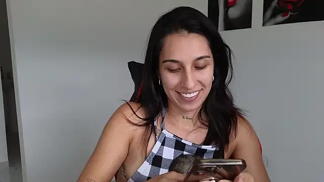 Snapshot of tammyandrade_ chatting on 25, 2, 2025 tammyandrade  online show from 25, 2, 2025