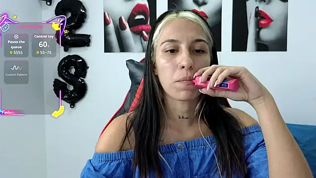 Snapshot of tammyandrade_ chatting on 16, 10, 2025 tammyandrade  online show from 16, 10, 2025
