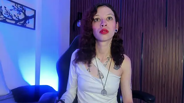 Cloe Evans1 online show from 16, 11, 2025