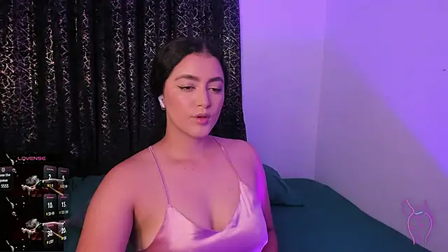 Snapshot of Adhara-zanne chatting on 23, 2, 2025 Adhara-zanne online show from 23, 2, 2025