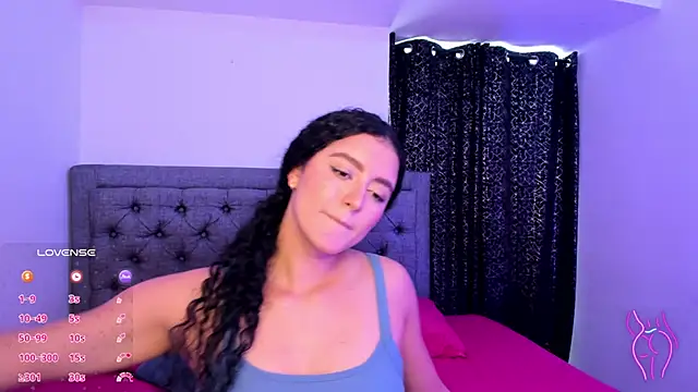 Snapshot of Adhara-zanne chatting on 11, 1, 2026 Adhara-zanne online show from 11, 1, 2026