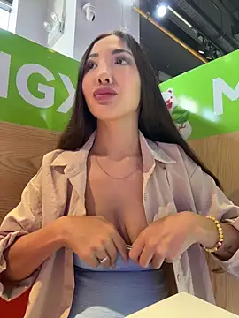 Snapshot of lean_lie8 chatting on 2, 4, 2026 lean lie8 online show from 2, 4, 2026