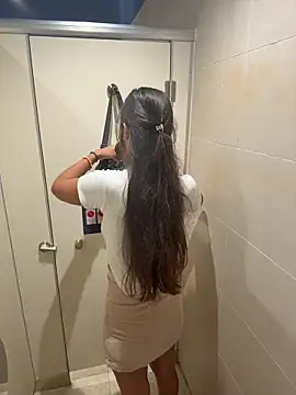 Snapshot of lean_lie8 chatting on 10, 4, 2026 lean lie8 online show from 10, 4, 2026