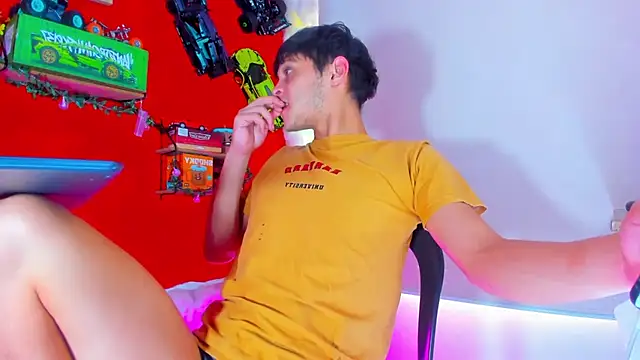 LilOwen  online show from 29, 9, 2025