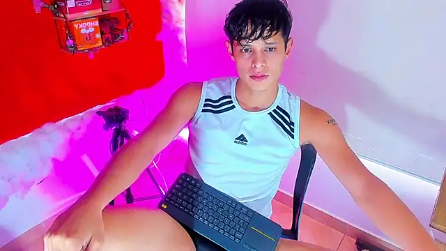 LilOwen  online show from 1, 10, 2025