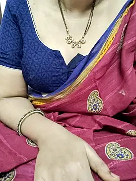 Snapshot of sunitha-3 chatting on 2, 3, 2025 sunitha-3 online show from 2, 3, 2025