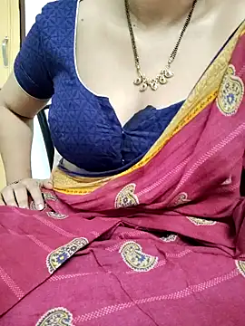 Snapshot of sunitha-3 chatting on 2, 3, 2025 sunitha-3 online show from 2, 3, 2025