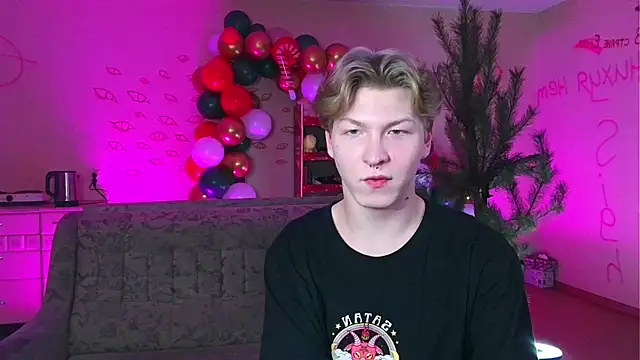 TheMikeSever online show from 4, 1, 2025