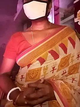 Greenchilli17 online show from 5, 3, 2025