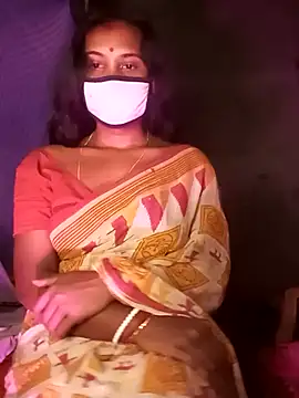 Greenchilli17 online show from 6, 3, 2025