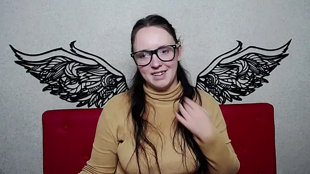 IsabelBlackberry online show from 7, 12, 2024