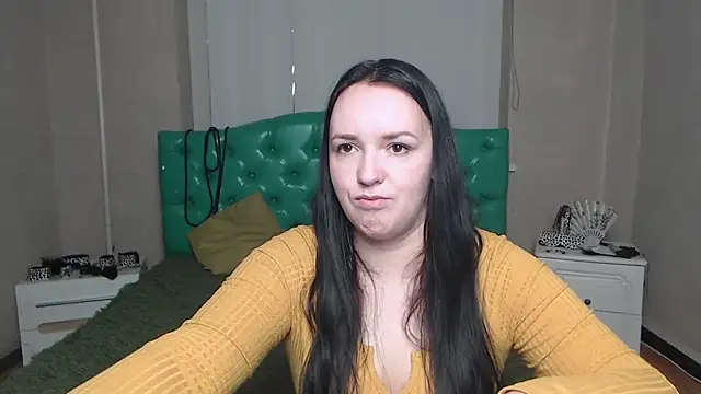 IsabelBlackberry online show from 16, 12, 2024