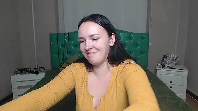 IsabelBlackberry online show from 16, 12, 2024
