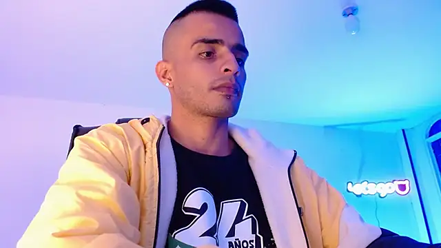 crosnosCarter online show from 4, 3, 2025