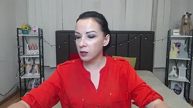 ElizabethSho online show from 18, 9, 2025