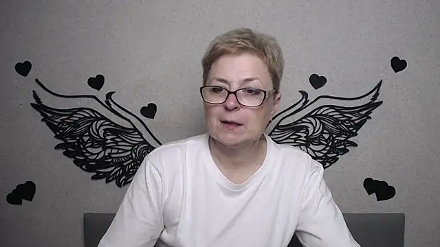 Snapshot of EmiliaGree chatting on 31, 5, 2026 EmiliaGree online show from 31, 5, 2026