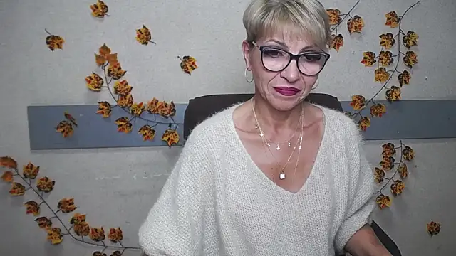 EllaBonito online show from 8, 12, 2024