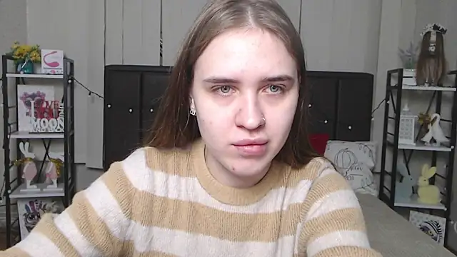 LauraHlot online show from 16, 11, 2025