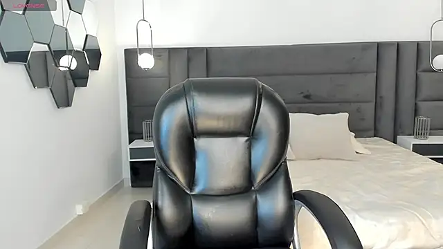 Snapshot of ValeriaVelvet chatting on 15, 1, 2026 ValeriaVelvet online show from 15, 1, 2026