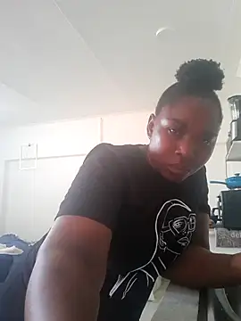 Snapshot of Thickchocolatex2 chatting on 16, 9, 2025 Thickchocolatex2 online show from 16, 9, 2025