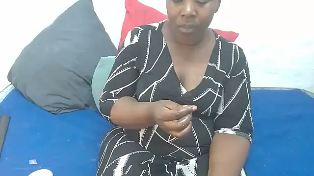 Snapshot of Thickchocolatex2 chatting on 3, 12, 2025 Thickchocolatex2 online show from 3, 12, 2025