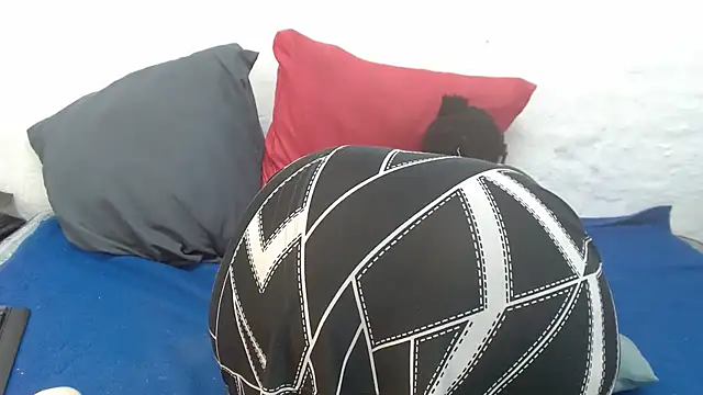 Snapshot of Thickchocolatex2 chatting on 5, 12, 2025 Thickchocolatex2 online show from 5, 12, 2025