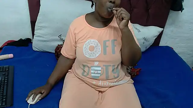 Thickchocolatex2 online show from 22, 2, 2026