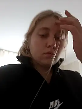 Snapshot of AnastasiaSky19 chatting on 28, 10, 2025 AnastasiaSky19 online show from 28, 10, 2025