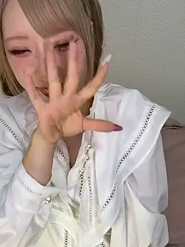 Snapshot of alice__1111 chatting on 12, 4, 2026 alice 1111 online show from 12, 4, 2026