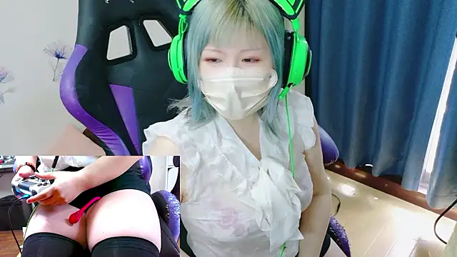 Snapshot of hazuki_8008 chatting on 28, 3, 2026 hazuki 8008 online show from 28, 3, 2026