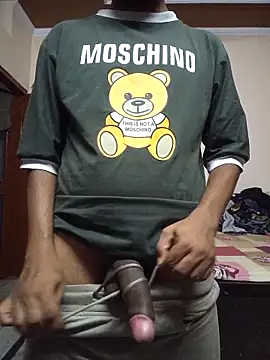 Snapshot of Shubuu__x chatting on 3, 6, 2026 Shubuu x online show from 3, 6, 2026
