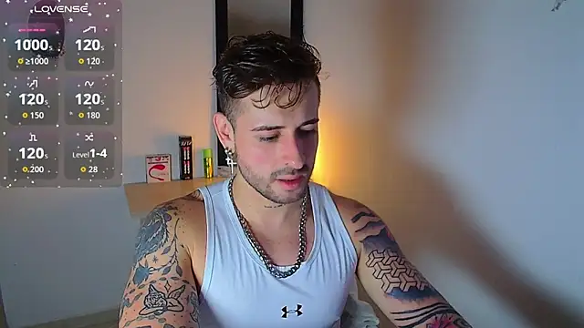 Snapshot of Ares_blue chatting on 15, 9, 2025 Ares blue online show from 15, 9, 2025