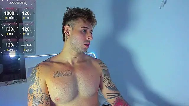 Snapshot of Ares_blue chatting on 11, 10, 2025 Ares blue online show from 11, 10, 2025