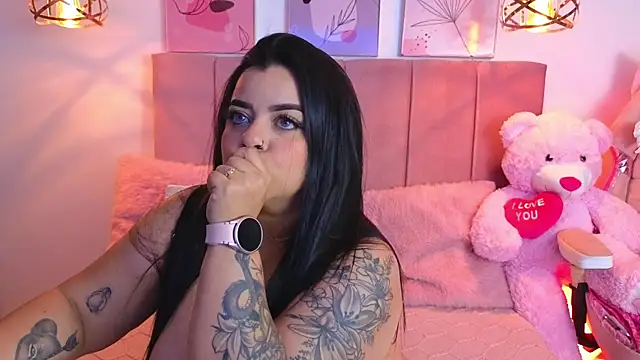 MiahJoness online show from 19, 3, 2025