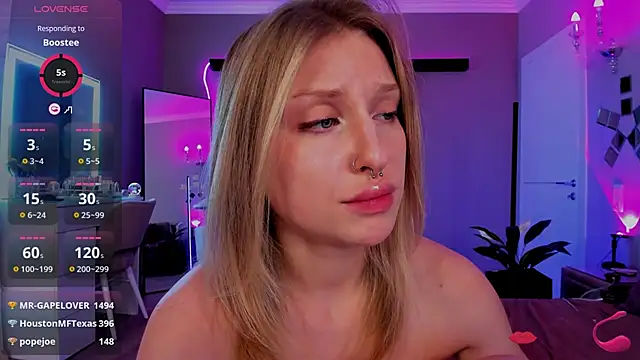 Snapshot of lilyvibe chatting on 7, 12, 2024 lilyvibe online show from 7, 12, 2024