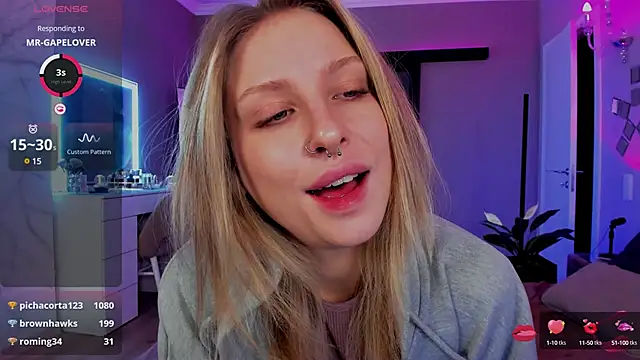 Snapshot of lilyvibe chatting on 8, 12, 2024 lilyvibe online show from 8, 12, 2024