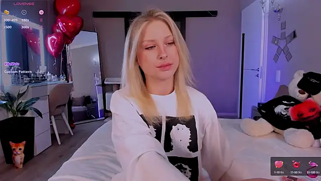 Snapshot of lilyvibe chatting on 18, 2, 2025 lilyvibe online show from 18, 2, 2025