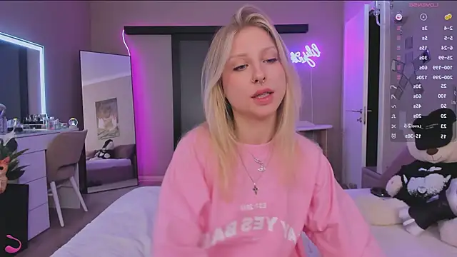 Snapshot of lilyvibe chatting on 16, 3, 2025 lilyvibe online show from 16, 3, 2025