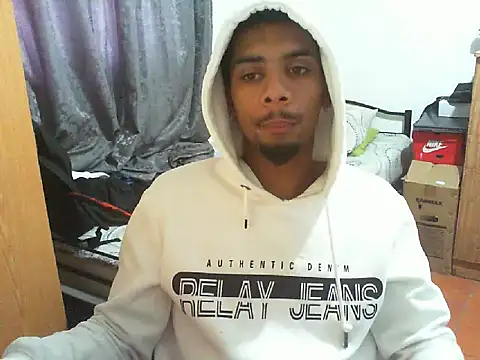 Snapshot of 29YOURZ_28_ chatting on 7, 10, 2025 29YOURZ 28  online show from 7, 10, 2025