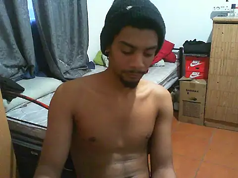 Snapshot of 29YOURZ_28_ chatting on 18, 10, 2025 29YOURZ 28  online show from 18, 10, 2025