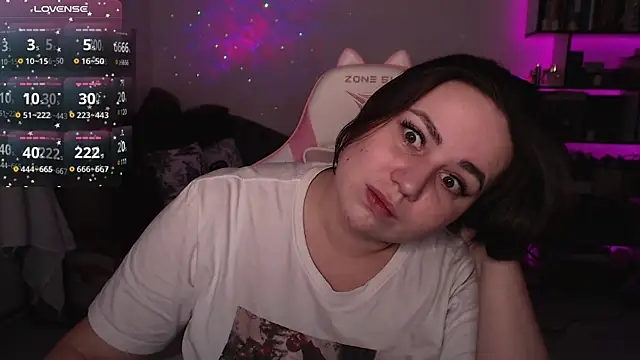 Snapshot of SexyWitch_666 chatting on 8, 1, 2025 SexyWitch 666 online show from 8, 1, 2025