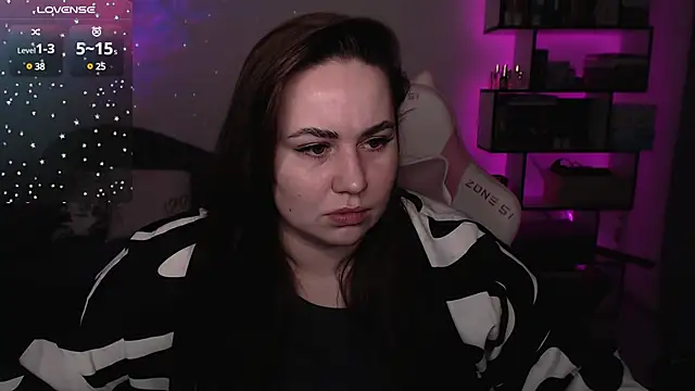 Snapshot of SexyWitch_666 chatting on 4, 3, 2025 SexyWitch 666 online show from 4, 3, 2025
