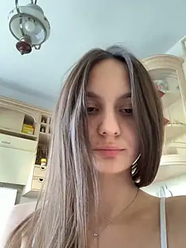 sweety secret  online show from 22, 9, 2025