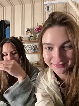 sweety secret  online show from 28, 10, 2025