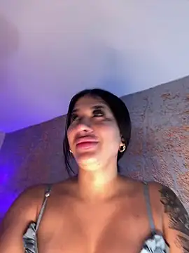 kiim taaylor online show from 12, 2, 2025