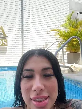 kiim taaylor online show from 16, 2, 2025