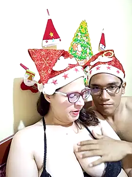 Snapshot of couple_orgasm chatting on 14, 12, 2024 couple orgasm online show from 14, 12, 2024